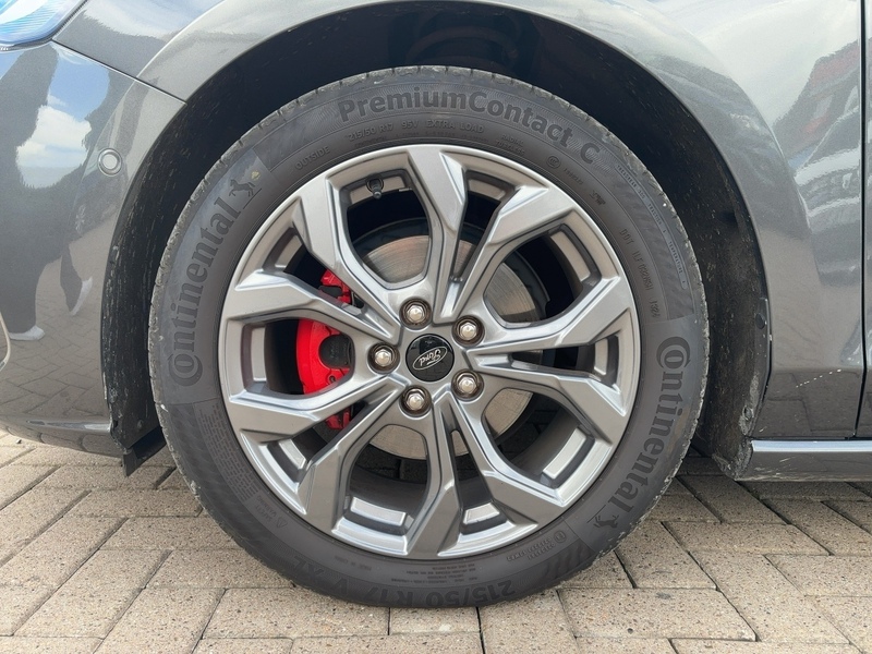 Fahrzeugabbildung Focus ABS ESP Bild 12 von 20