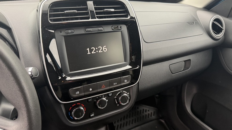 Fahrzeugabbildung Spring Essential Bild 10 von 11