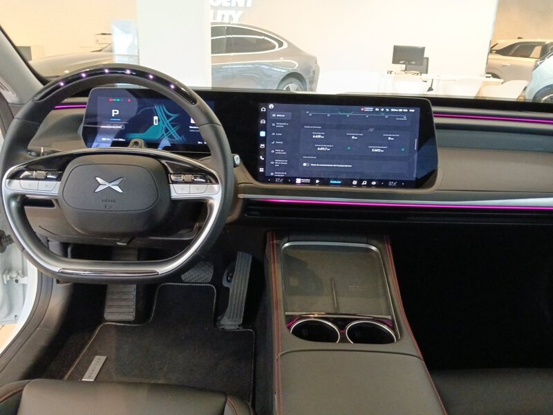 Xpeng P7