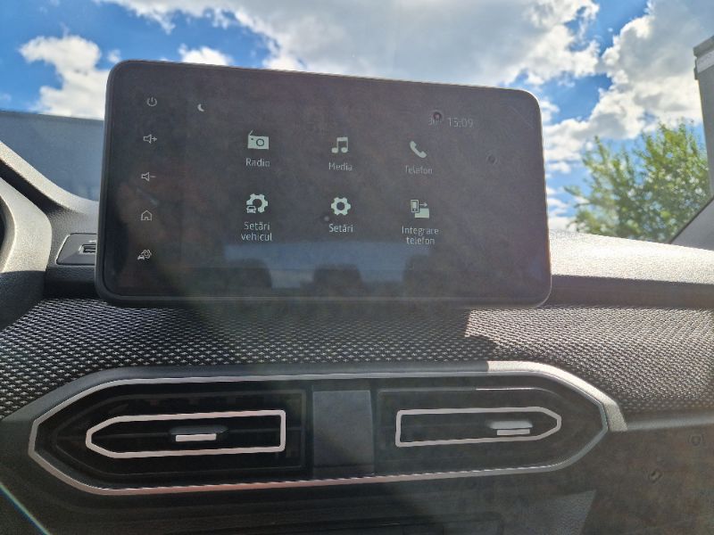DACIA Logan 2024 — imagine 13
