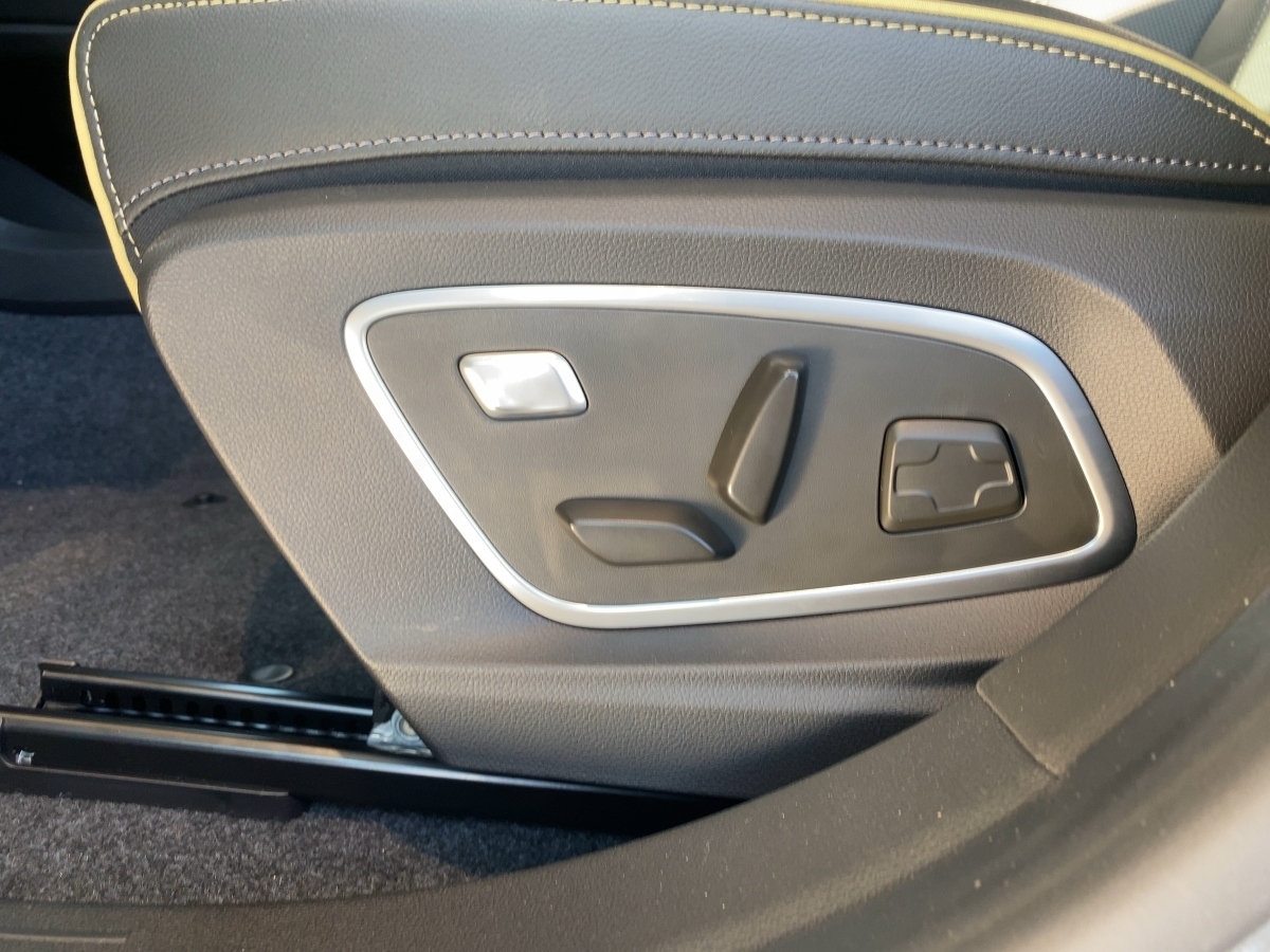 Renault Megane E-TECH – Bild 12