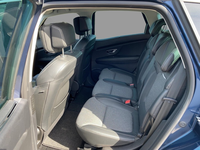 Fahrzeugabbildung Scenic ABS Fahrerairbag ESP Bild 8 von 19