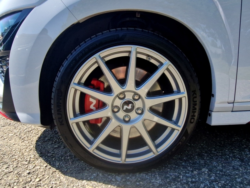 Fahrzeugabbildung KONA Automatik Bild 7 von 16