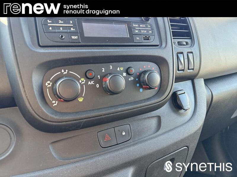 Renault Trafic Combi
