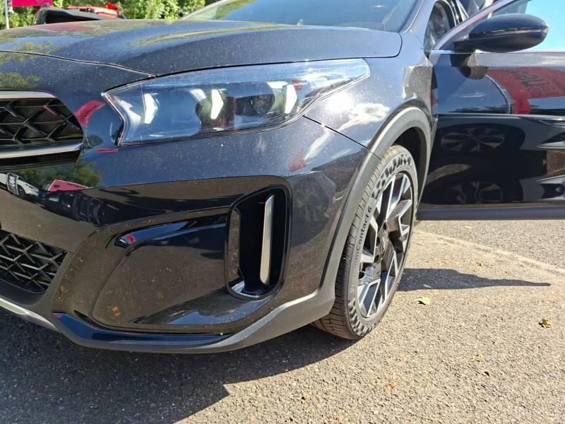 KIA Xcee'D