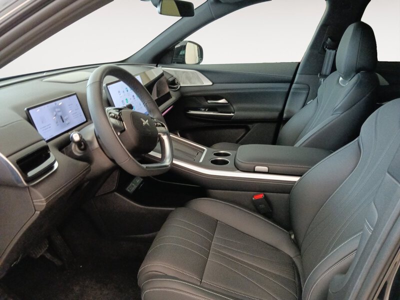 Xpeng G9