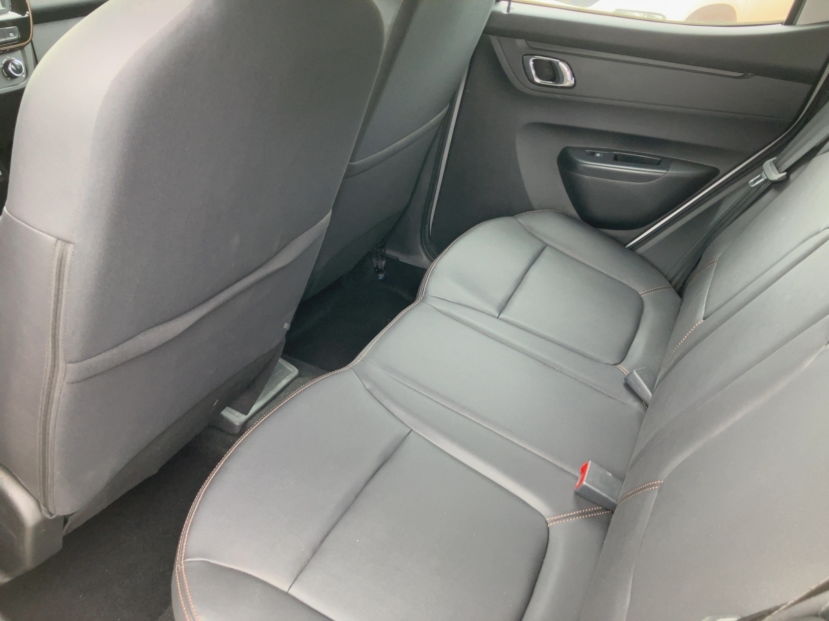 Dacia Spring – Bild 8