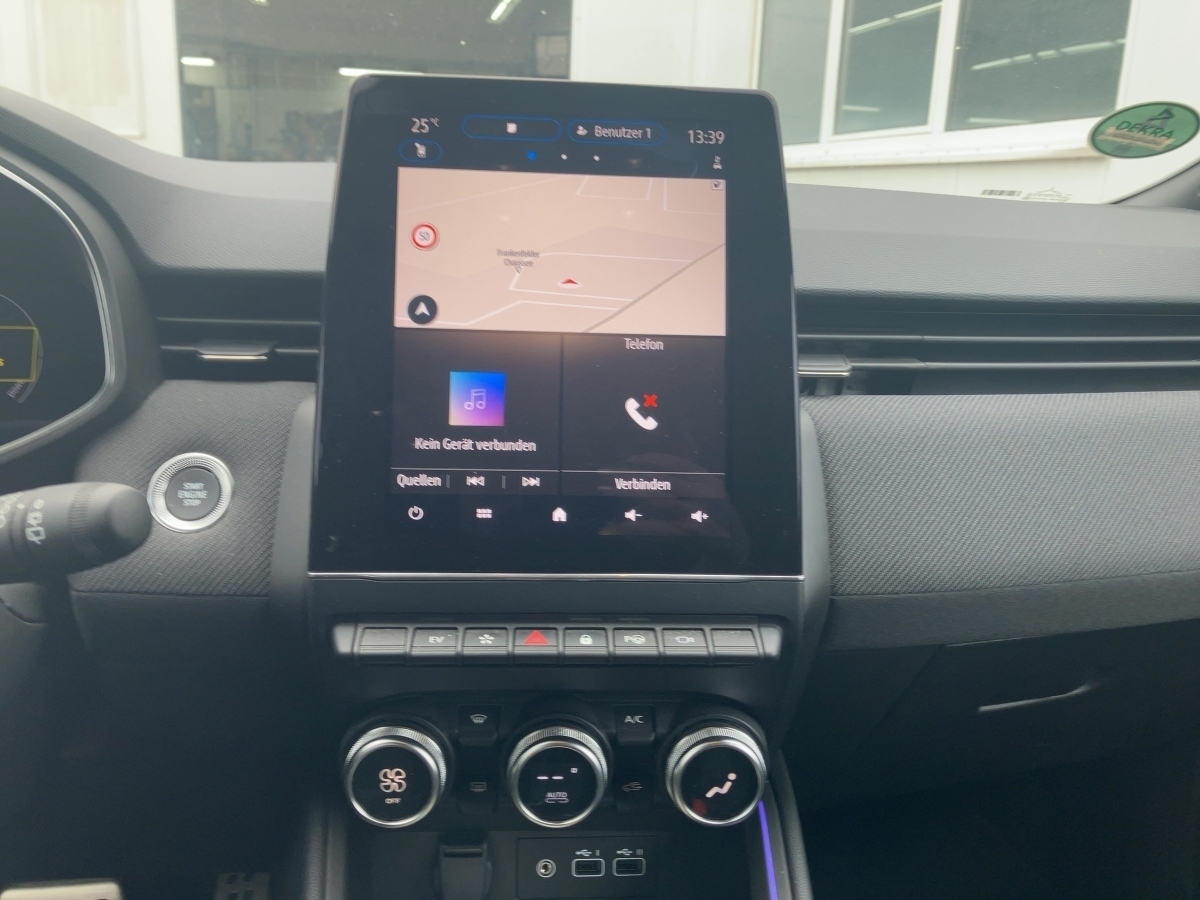 Renault Clio – Bild 11