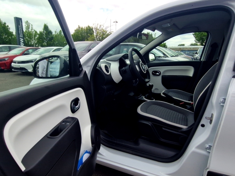 Fahrzeugabbildung Twingo 1.0 SCe 65 LTD. KLIMA*SOUND*TEMPOMAT*ALLW Bild 7 von 16