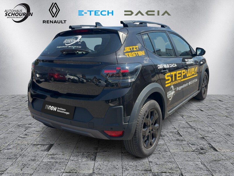 Fahrzeugabbildung Sandero Stepway Extreme TCe 110 Bild 3 von 26