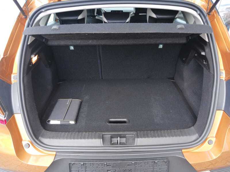 Fahrzeugabbildung Captur II INTENS TCe 100 *In Germersheim* Bild 6 von 15