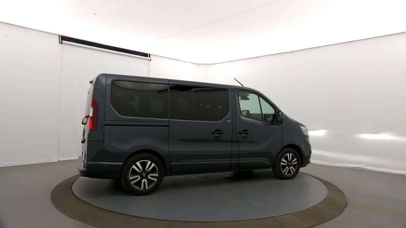 Renault Trafic Combi