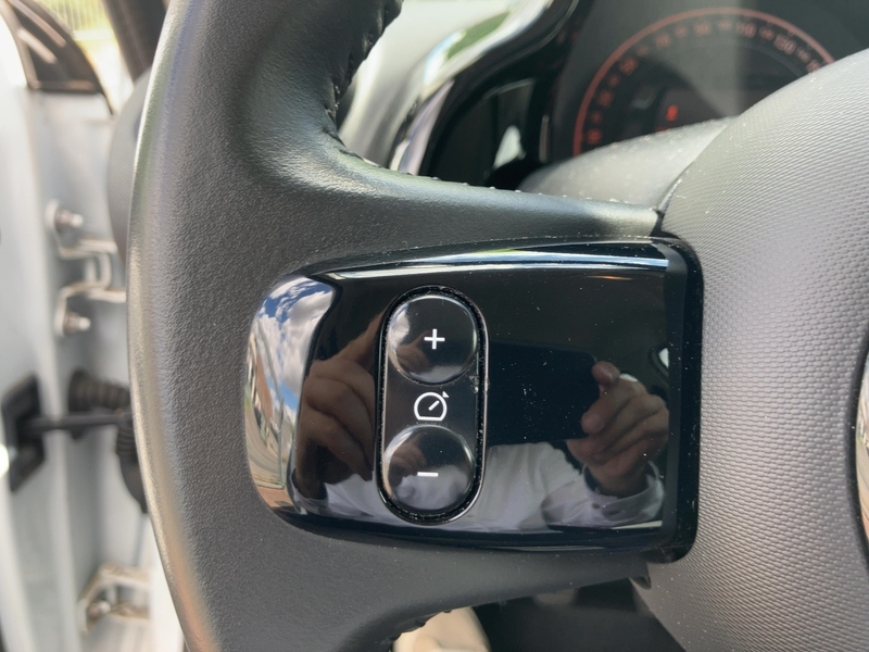 Fahrzeugabbildung Twingo Start & Stop Bild 16 von 20