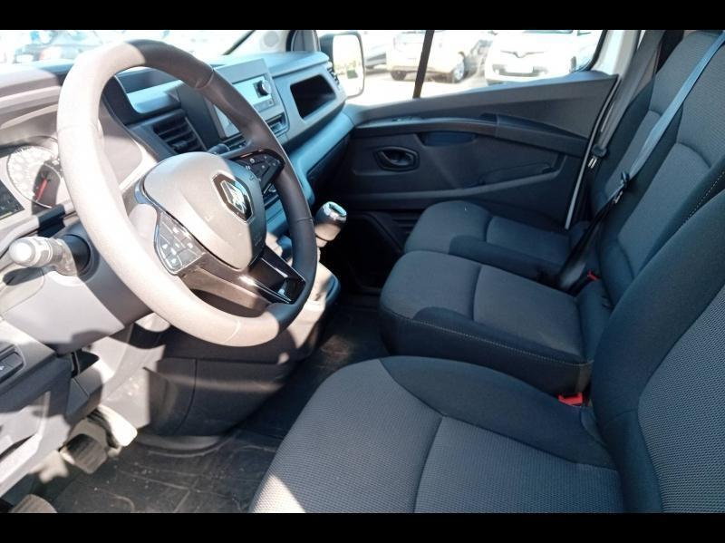 Renault Trafic Combi
