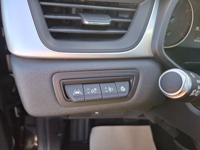 Fahrzeugabbildung Captur II 1.3 TCe 140 Zen Bild 12 von 14