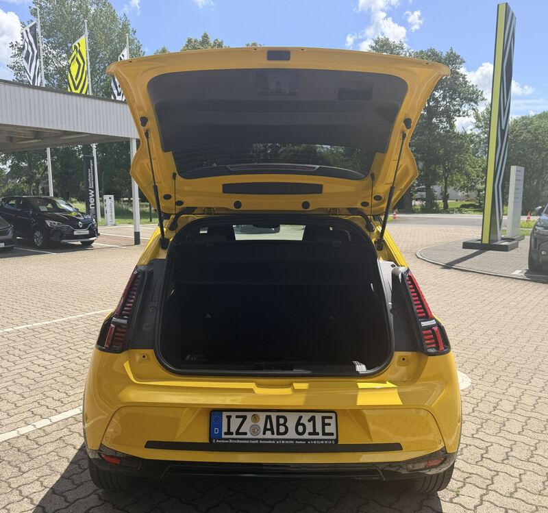 Fahrzeugabbildung R 5 150 Comfort Bild 4 von 9