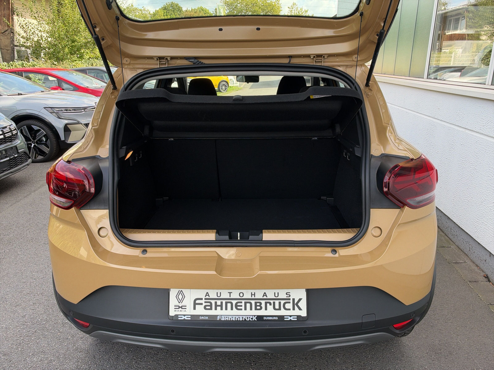 Dacia Sandero – Bild 9