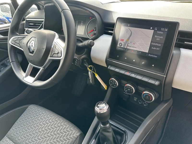Fahrzeugabbildung Clio *Klima*PDC Hi* Bild 17 von 20