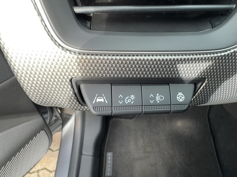 Fahrzeugabbildung Arkana TECHNO TCe 140 Automatik *KAMERA*SHZ*LRHZ* Bild 15 von 15