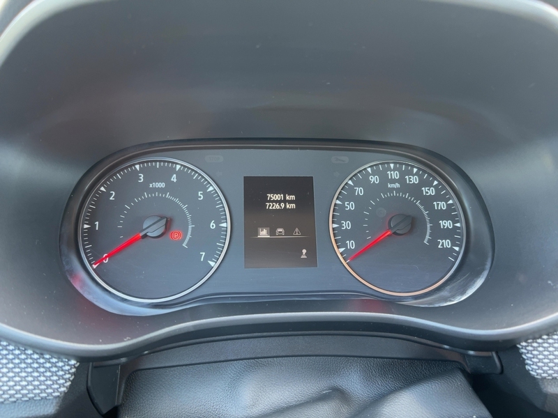 Fahrzeugabbildung Sandero III 1.0 TCe 100 ECO-G Comfort Bild 8 von 15