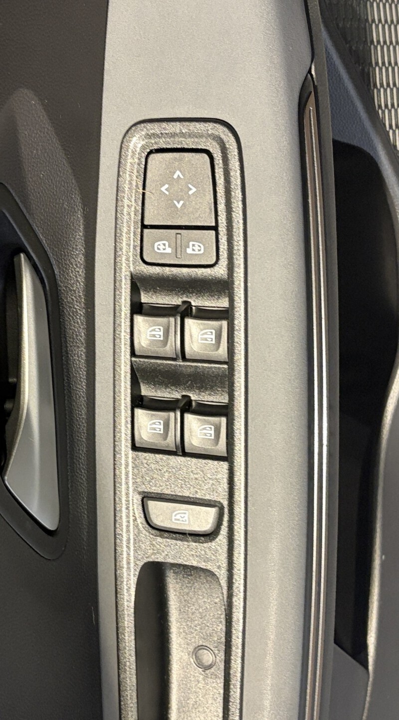 Fahrzeugabbildung Jogger Extreme HYBRID 140 PS Bild 30 von 50