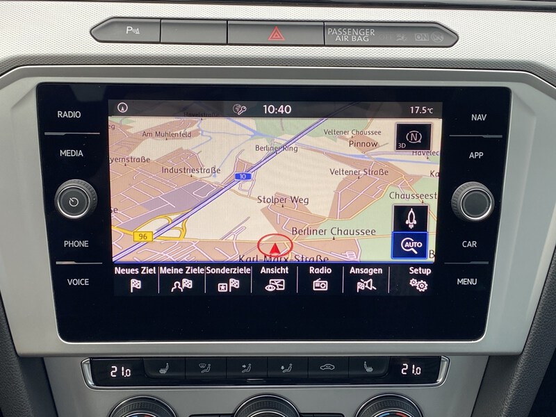 VW Passat Variant