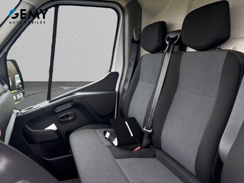 Renault Master III