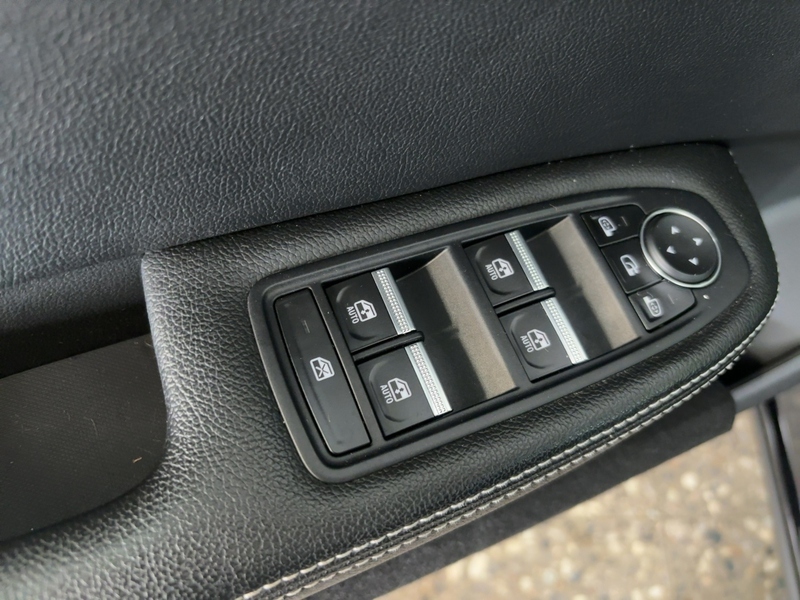Fahrzeugabbildung Arkana 1.3 TCe 140 Mild-Hybrid Techno Bild 13 von 30