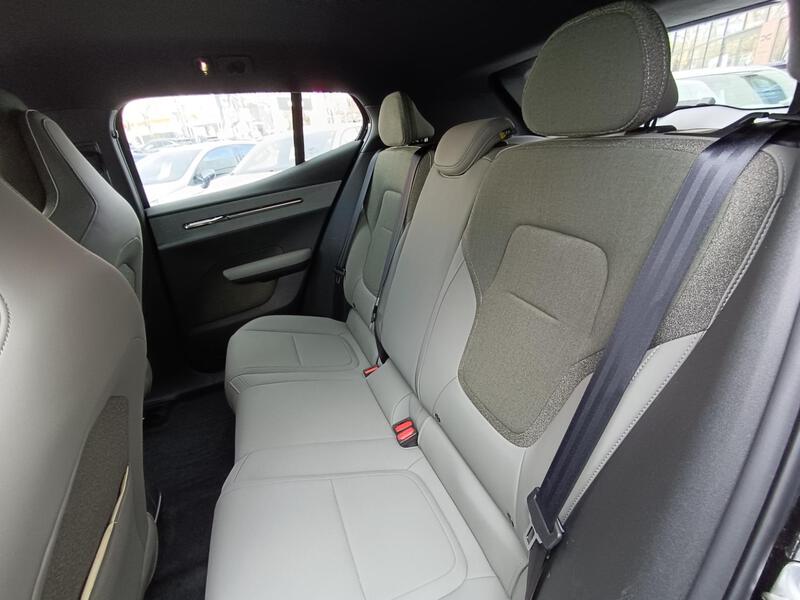 Volvo EX30