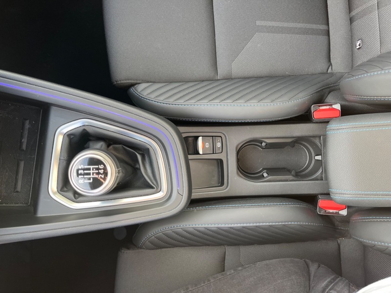 Fahrzeugabbildung Clio +Tempomat+Sitzheizung+ Bild 33 von 44