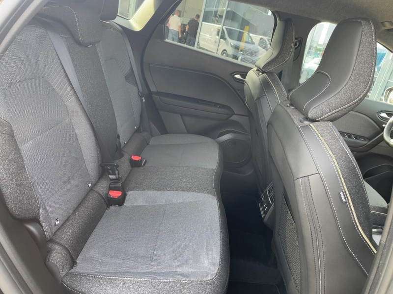 Fahrzeugabbildung Symbioz Techno Full Hybrid 145*SHZ*GJR*KAMERA*NAVI* Bild 12 von 15