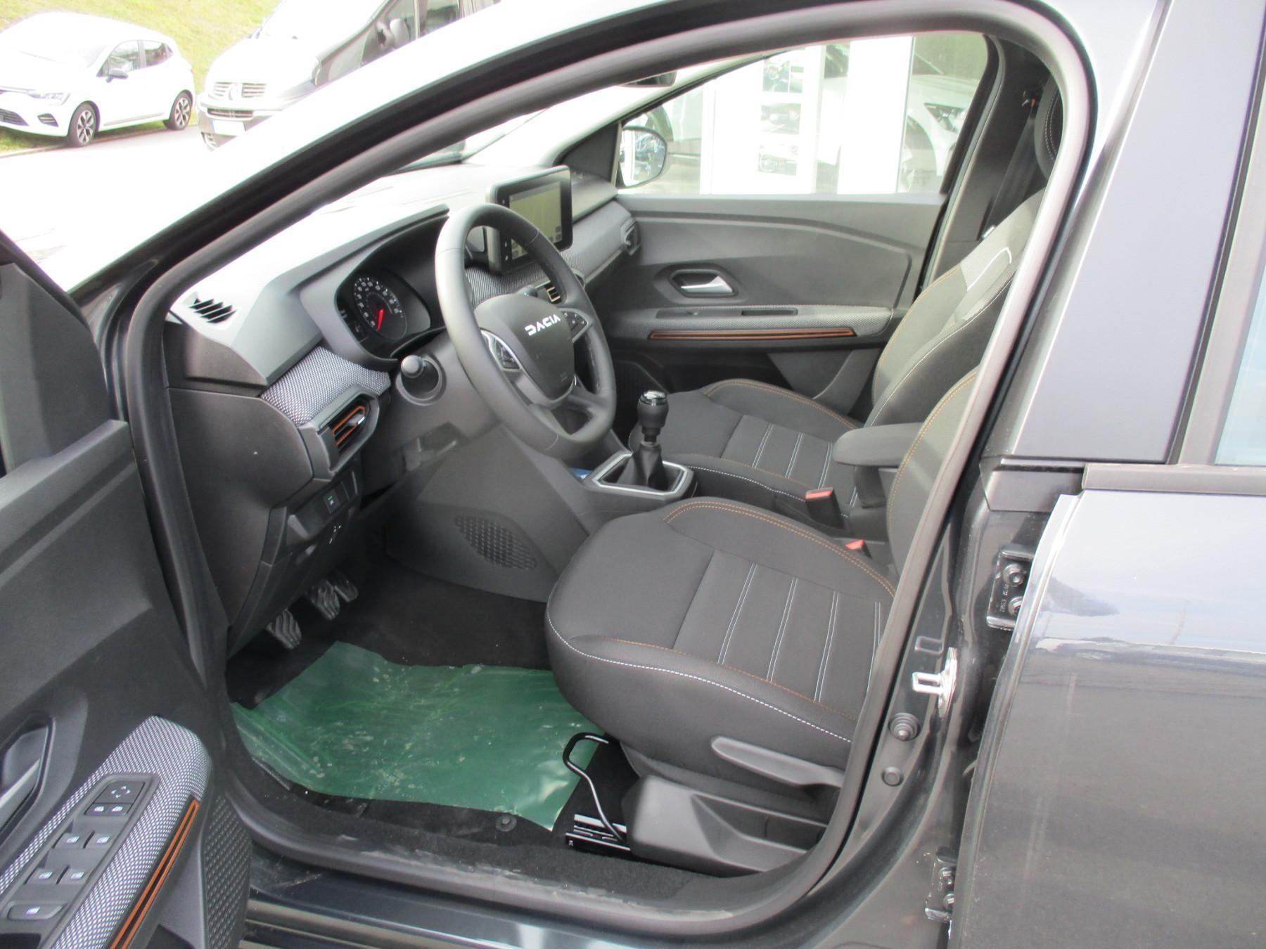 Dacia Sandero – Bild 10