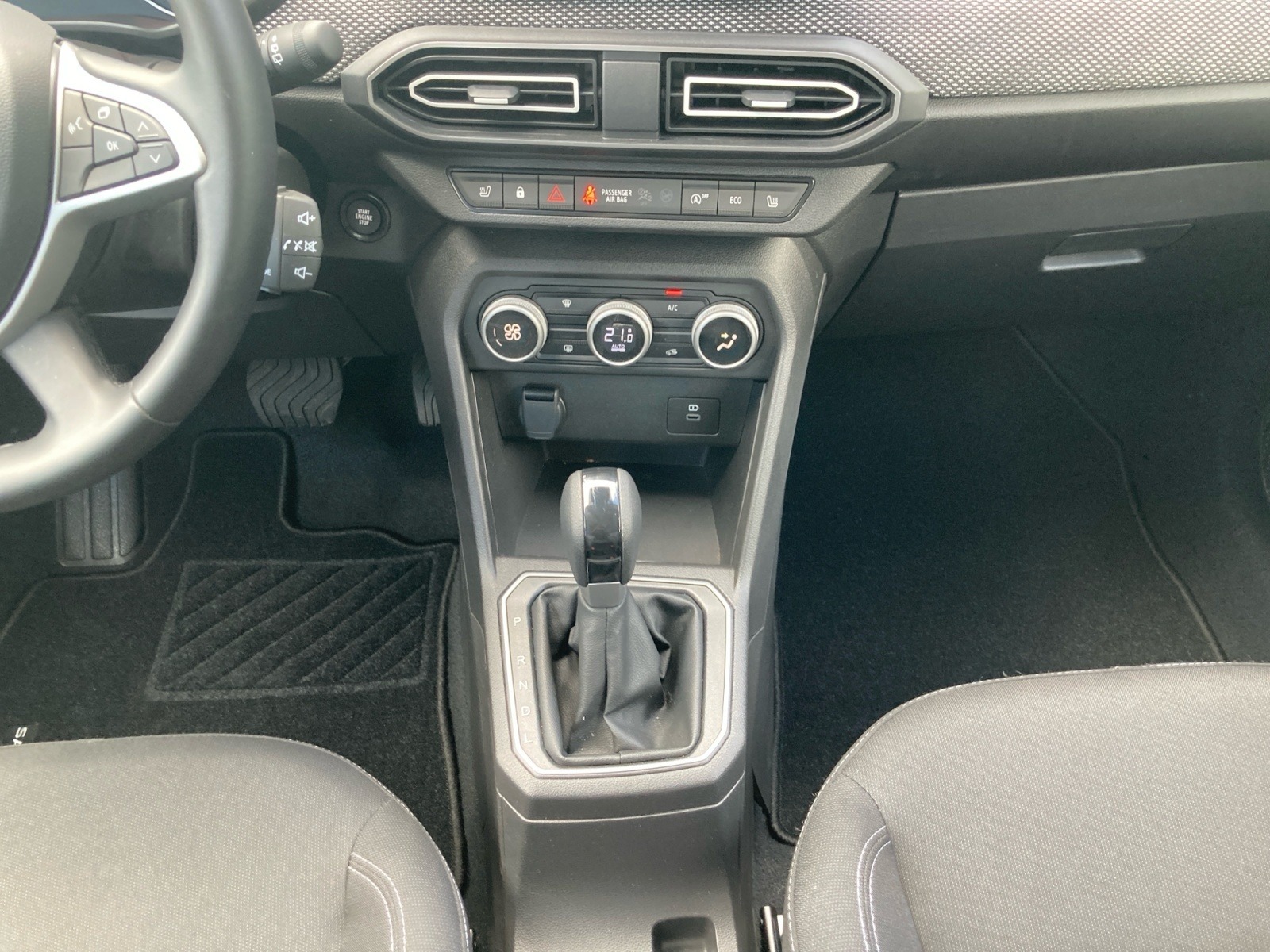Dacia Sandero – Bild 10