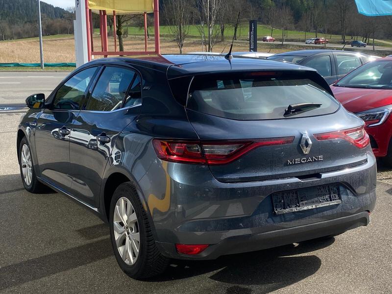 Fahrzeugabbildung Megane IV 1.3 TCe 115 Limited GPF Bild 4 von 12
