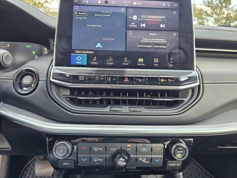 Fahrzeugabbildung Compass 1.3 PHEV S Allrad *CarPlay*Kamera*Leder* Bild 11 von 16