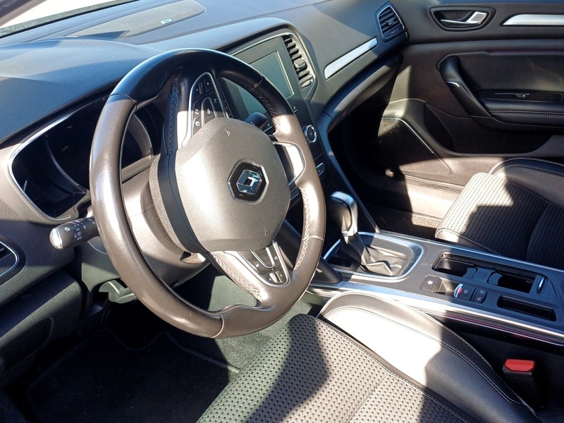 Fahrzeugabbildung Megane IV Grandtour BOSE-Edition Bild 9 von 17