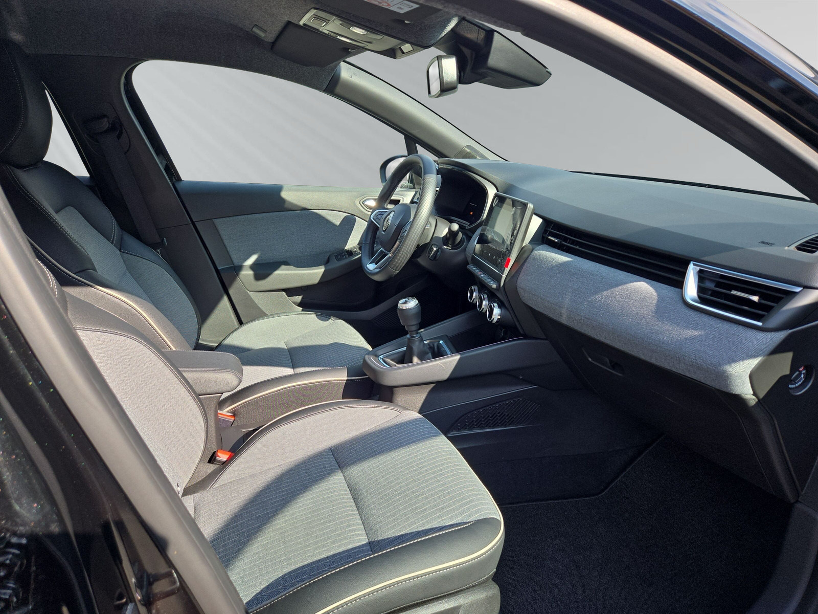 Renault Clio – Bild 9