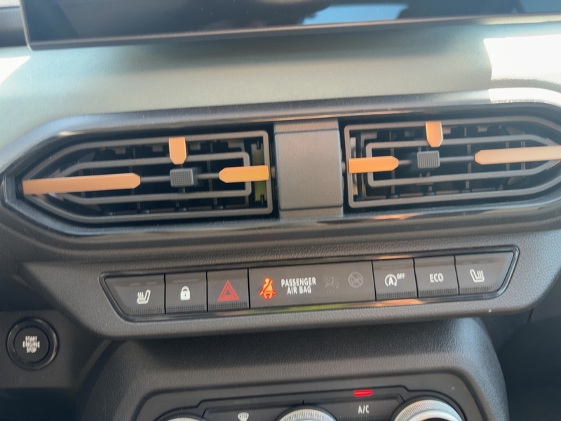 Fahrzeugabbildung Sandero Stepway Extreme TCe 110 Bild 18 von 26
