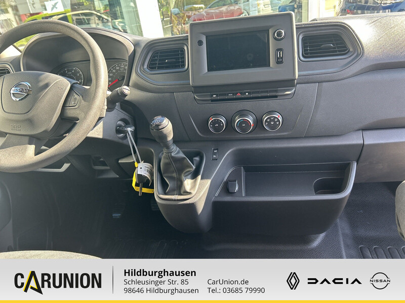 Nissan Interstar