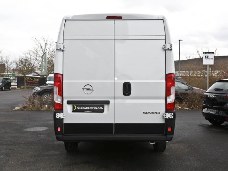 Opel Movano