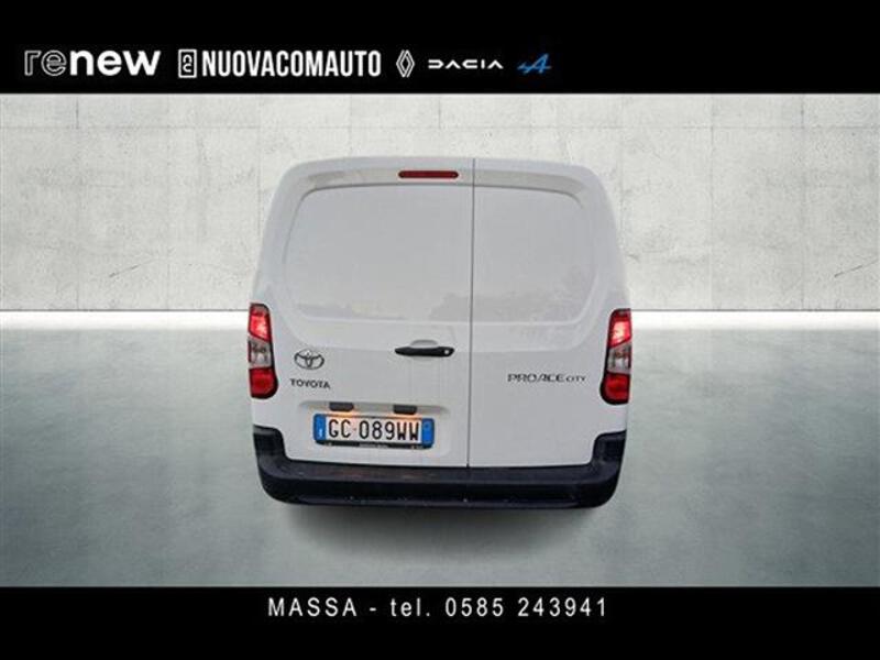 Toyota Proace City