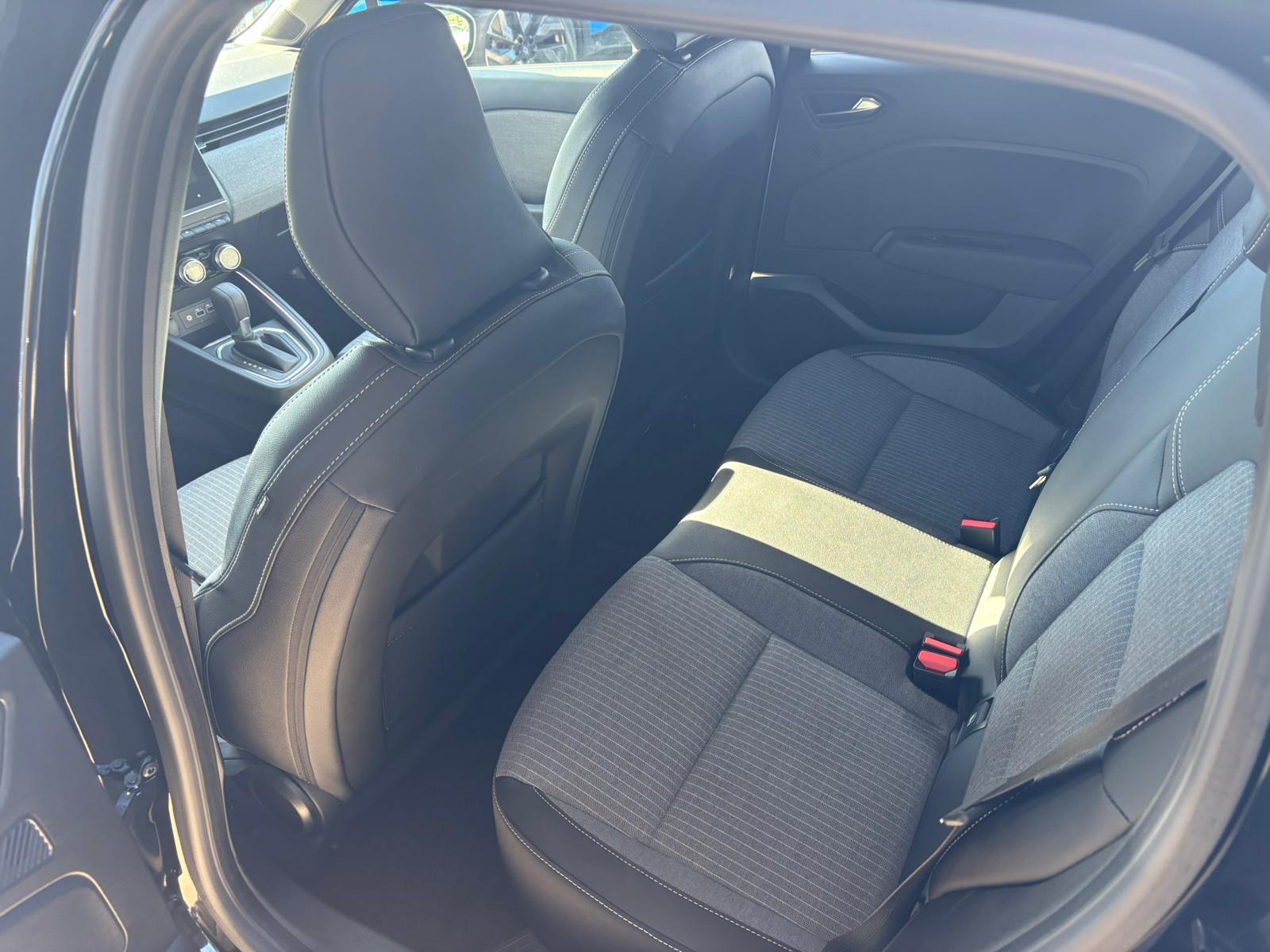 Renault Clio – Bild 9