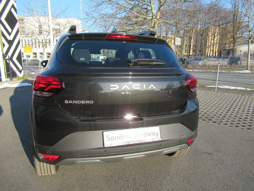 Dacia Sandero – Bild 13