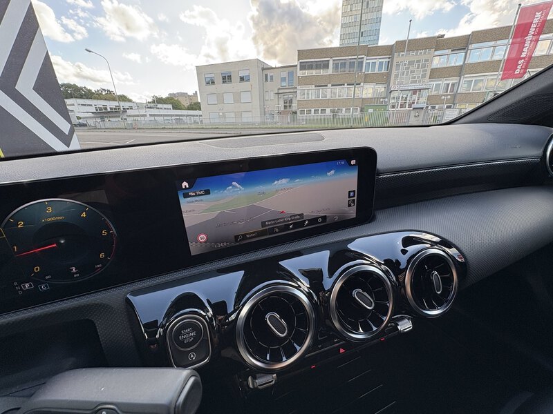 Mercedes-Benz A 200