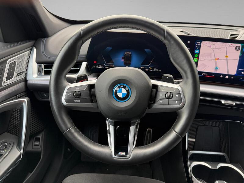 BMW X1 U11