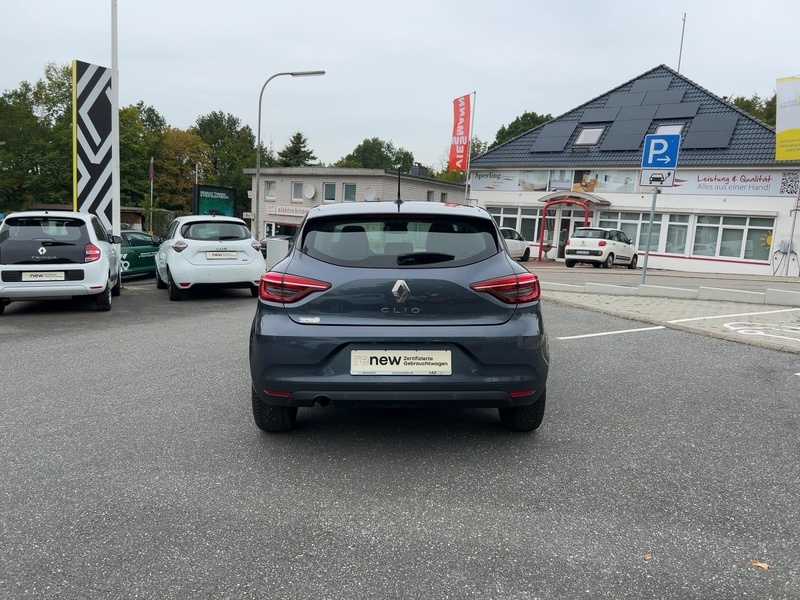 Fahrzeugabbildung Clio *Standort Malente* Bild 3 von 15