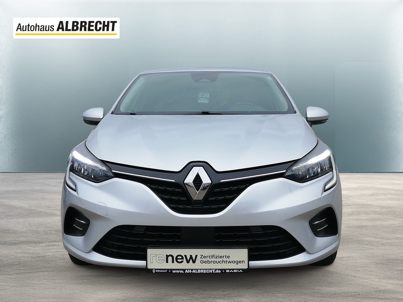 Fahrzeugabbildung Clio 1.6 E-TECH 140 Hybrid Bild 3 von 15