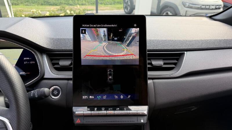 Fahrzeugabbildung Symbioz TCe Mild Hybrid Bild 13 von 15