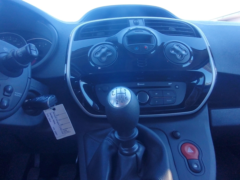 Fahrzeugabbildung Kangoo Intens ENERGY dCi 110 Bild 11 von 12