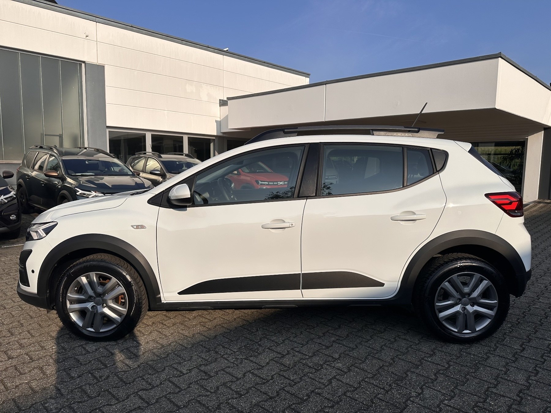 Dacia Sandero – Bild 3